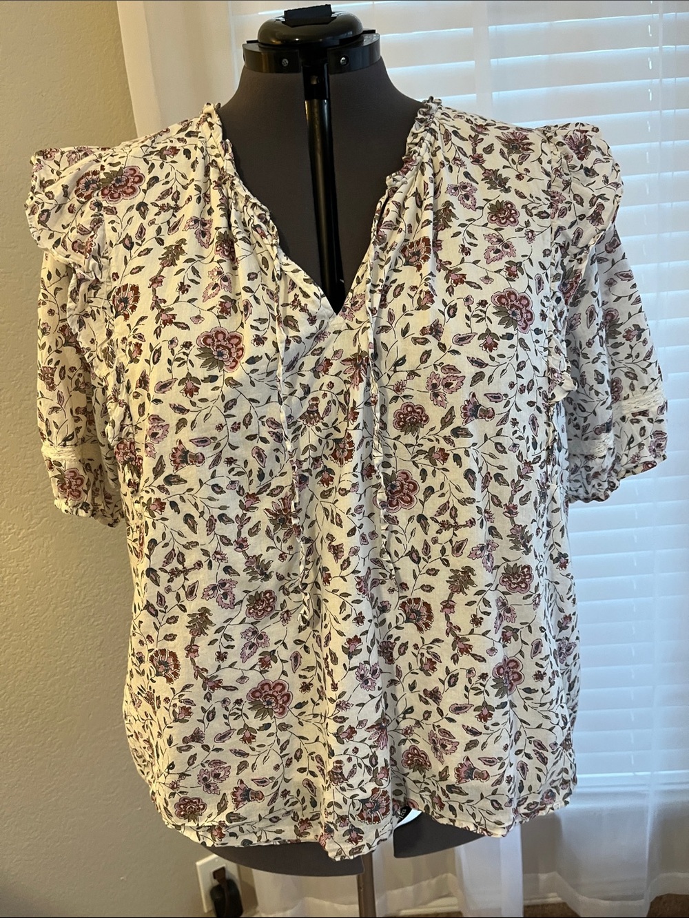 Angels Floral Ruffle Sleeve Cotton Blouse 3x